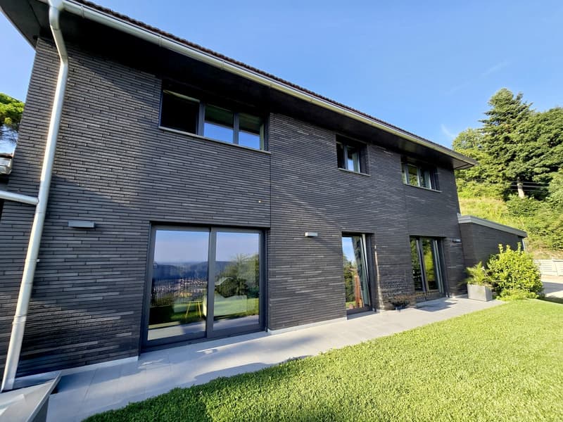 Luxuriöse Villa 4,5 mit Garten, Obstgarten und freier Sicht. (3)