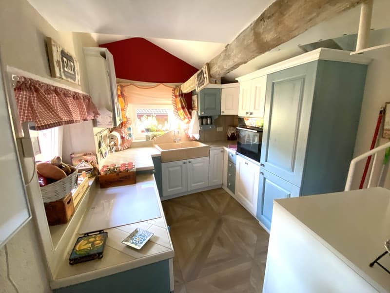 Appartamento 4 locali di charme ristrutturato con torretta panoramica (3)