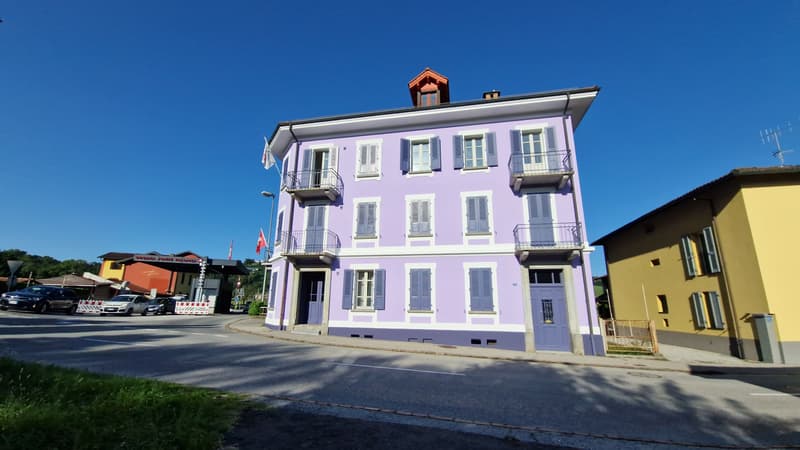Geräumige 4,5-Zimmer-Wohnung komplett renoviert in strategischer Lage in Novazzano (9)