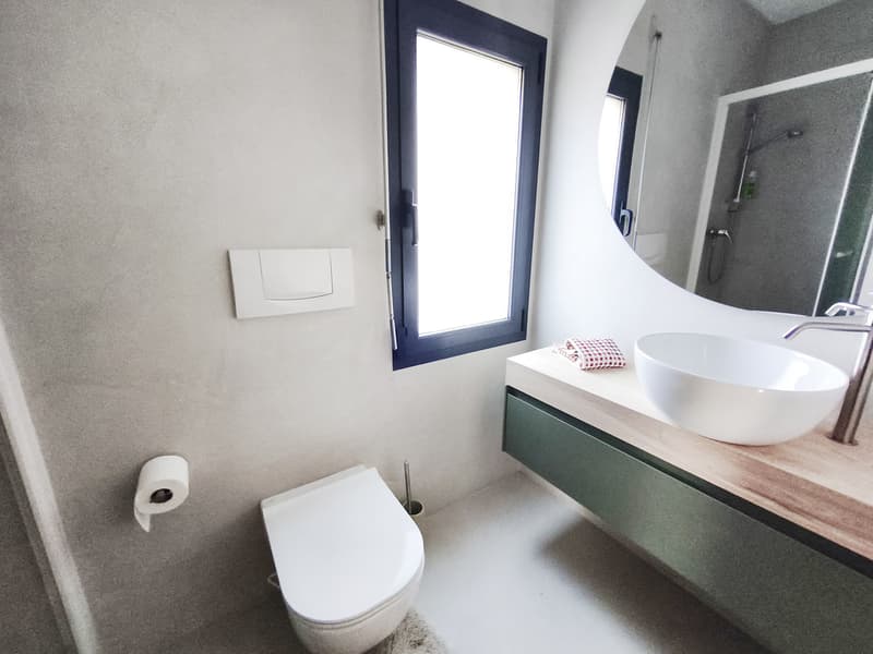 Wonderful 6.5-room house with garden and counter-current swimming pool (12)