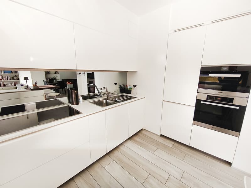 Wonderful 6.5-room house with garden and counter-current swimming pool (6)
