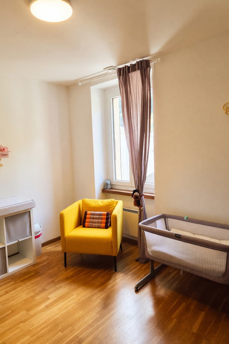 Duplex 5.5 rooms bright with balcony and attic floor (8)