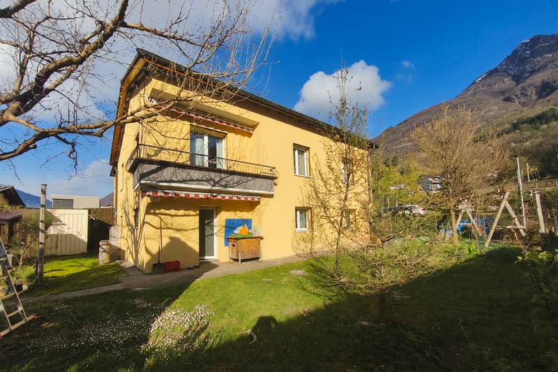 Charming 5.5-room villa with large garden and grotto with fireplace (1)