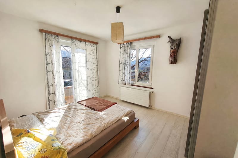 Charming 5.5-room villa with large garden and grotto with fireplace (11)