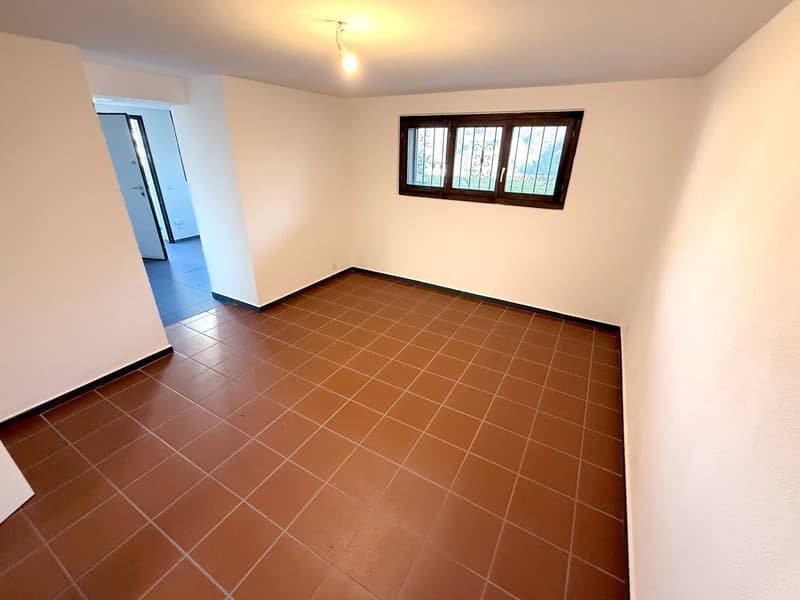 Splendida casa 6 ristrutturata con giardino e terrazza panoramici. (7)