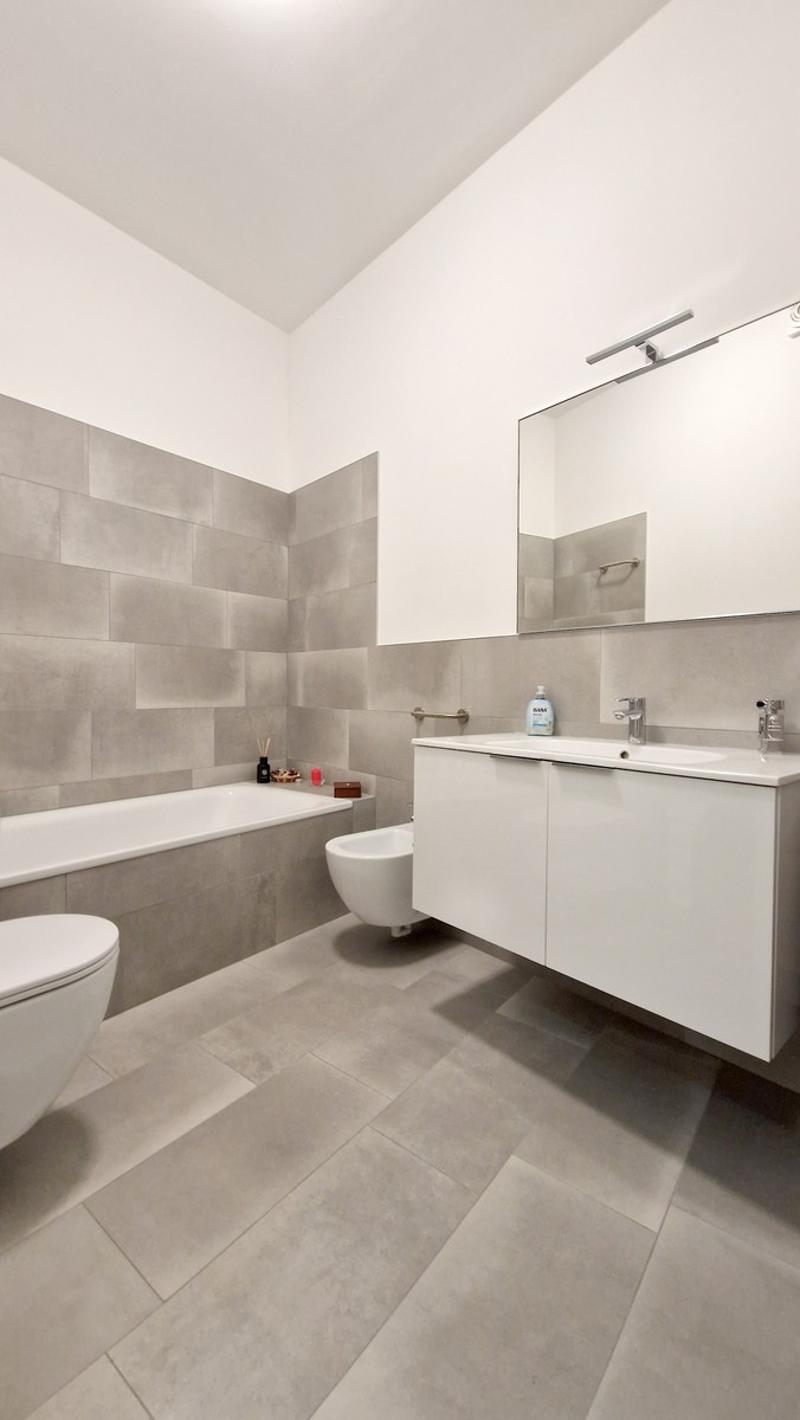 Elegante 3,5 locali in corte meticolosamente ristrutturata a nuovo. (11)