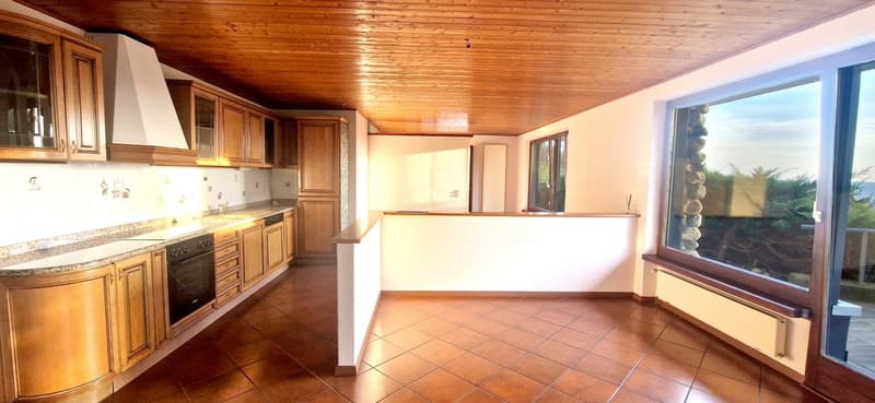 Duplex 4,5 in bifamiliare con panorama, giardino privato e grottino. (3)