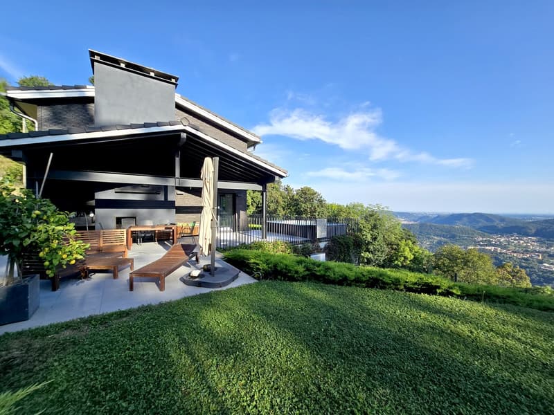 Lussuosa villa 4,5 con giardino, orto e vista aperta. (2)