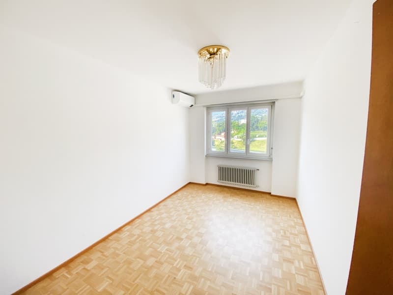 Splendido comodo 3,5 locali ristrutturato con terrazzo panoramico (9)