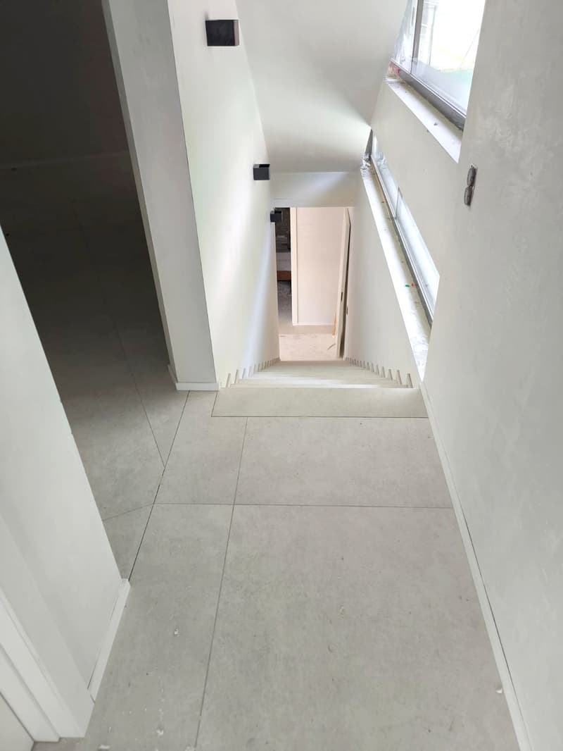 Prestigiosa villa 4,5 vista lago con rooftop e posto barca privato (9)