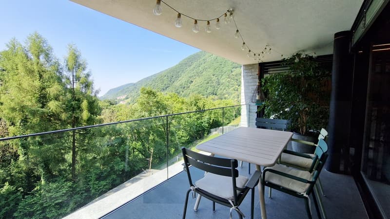Appartamento 4,5 firmato Mario Botta con ampia terrazza vista valle (2)
