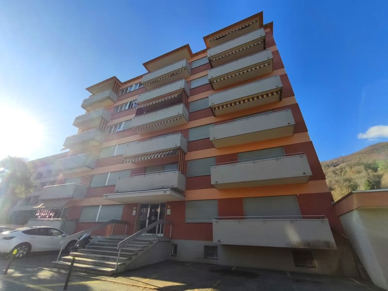Raffinato 1,5 locali ristrutturato con balcone e cucina nuova. (7)