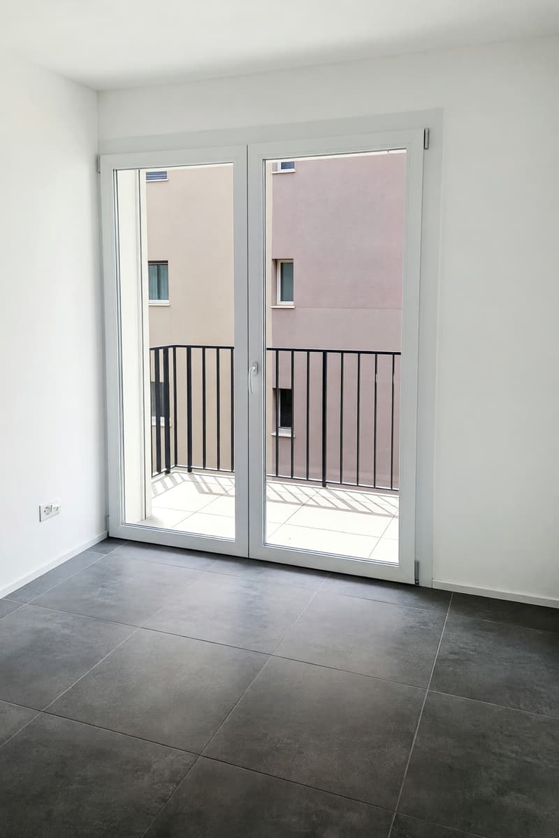 Nuovo appartamento 3,5 con terrazza coperta e due balconi (12)