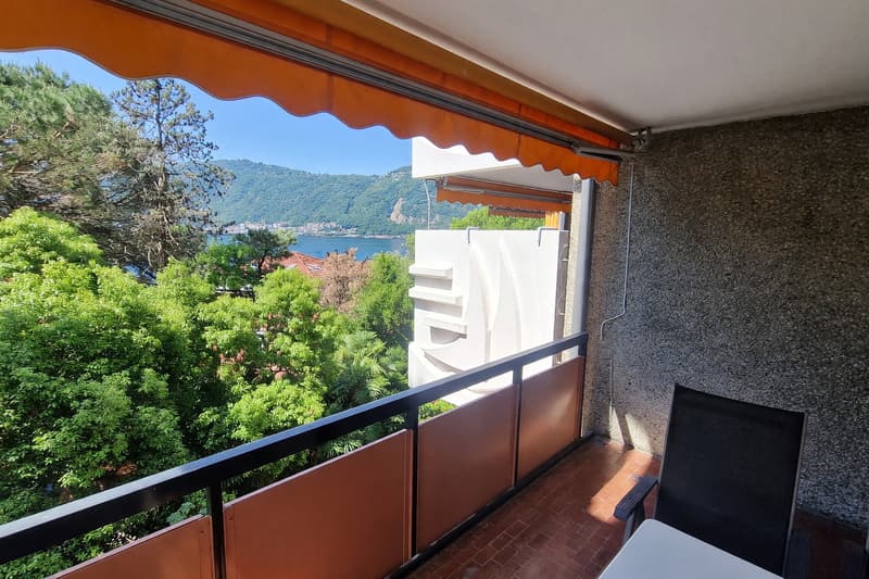 Bellissimo 2,5 locali con terrazza vista lago in residence di vacanza (8)
