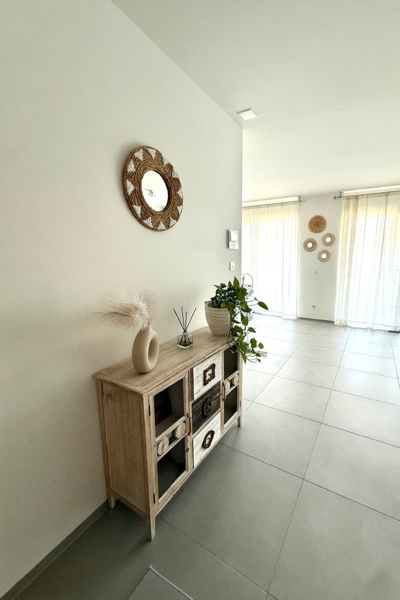 Elegante nuovo 3,5 con ampio terrazzo e camera con bagno ensuite (4)