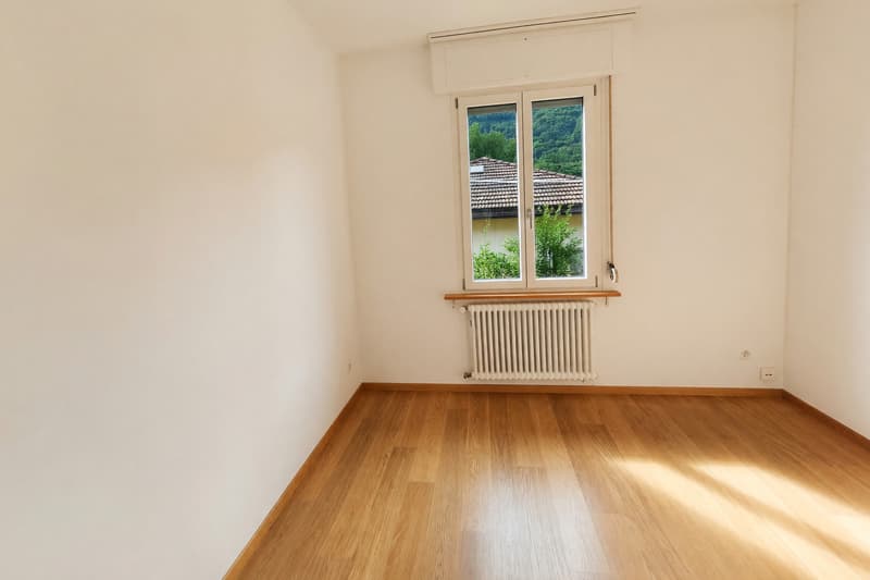 Bell'appartamento 4,5 ristrutturato con terrazzo a Bellinzona (7)