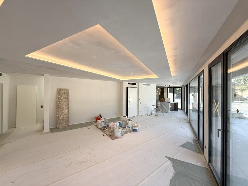 Prestigiosa villa 4,5 vista lago con rooftop e posto barca privato (3)