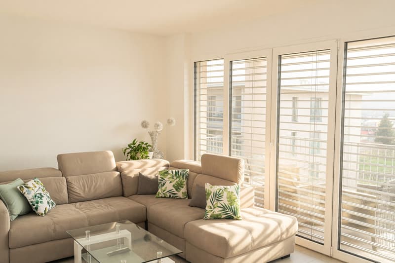 Elegante nuovo 3,5 con ampio terrazzo e camera con bagno ensuite (1)