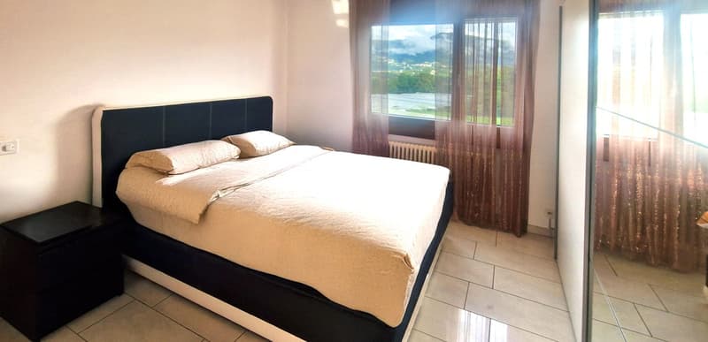 Moderno ampio 4,5 ristrutturato con terrazzo coperto e balcone. (4)