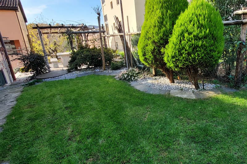 Appartamento 5,5 ristrutturato con giardino privato e tre balconi (8)