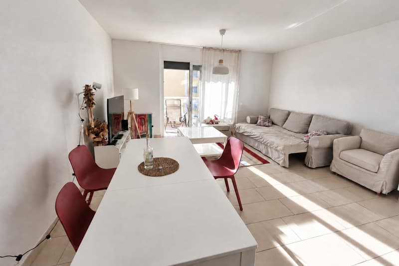 Ampio appartamento 2,5 locali arredato con balconcino (1)