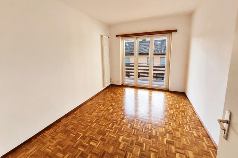 Appartamento 5,5 ristrutturato con giardino privato e tre balconi (11)