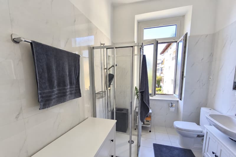Appartamento 4,5 ristrutturato con due balconi e cucina abitabile (13)