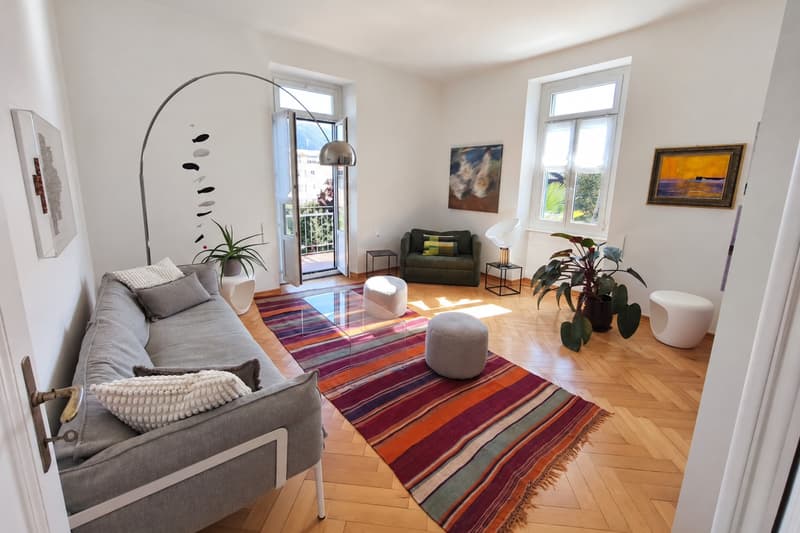 Appartamento 4,5 ristrutturato con due balconi e cucina abitabile (1)