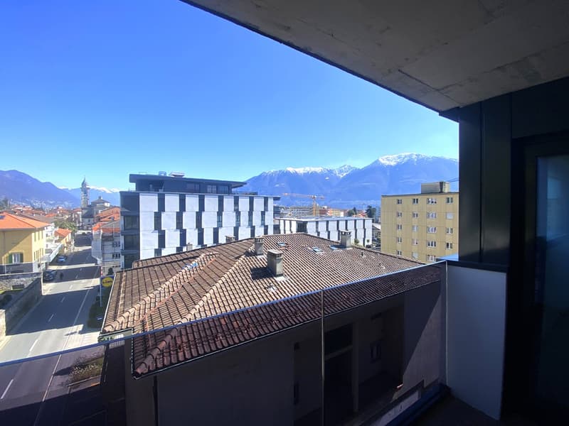 Moderno 2,5 con terrazza subito disponibile anche arredato (6)