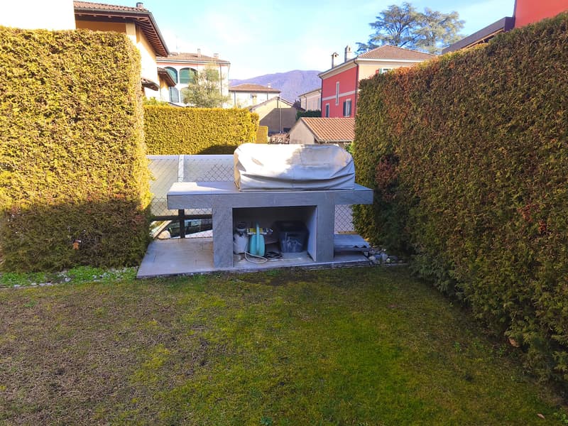 Meravigliosa casa 6,5 locali con giardino con piscina controcorrente (16)