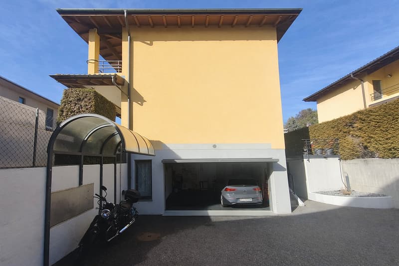 Meravigliosa casa 6,5 locali con giardino con piscina controcorrente (19)