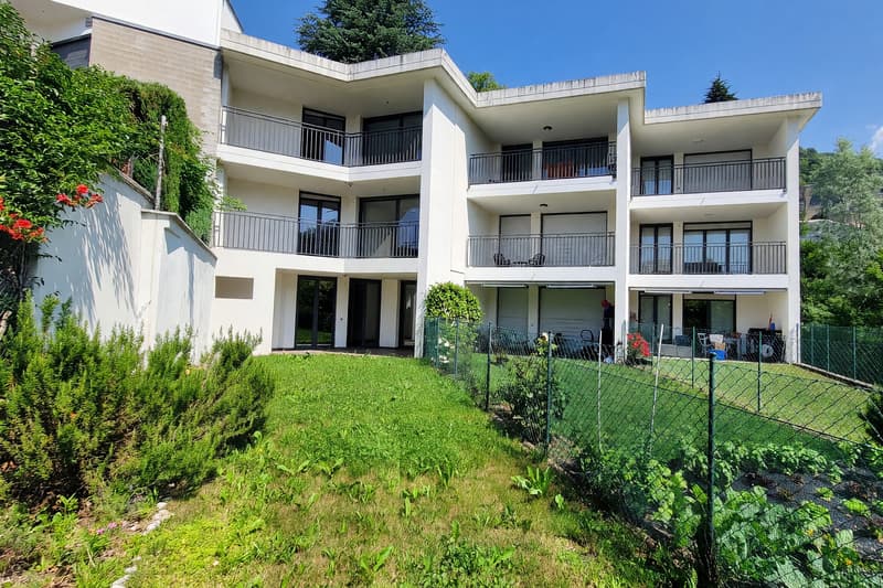 Casa contigua 5,5 locali con terrazza vista lago e giardino a Lopagno (20)