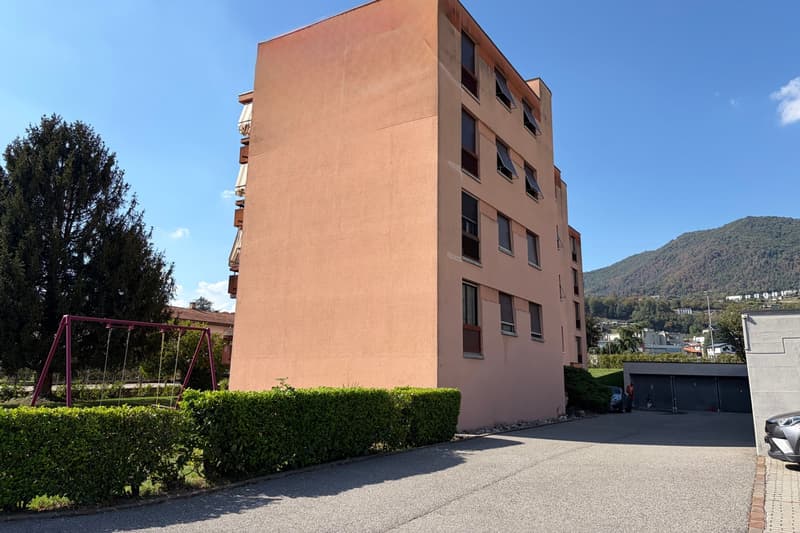 Luminoso appartamento 3,5 panoramico con cucina rinnovata e balcone (14)