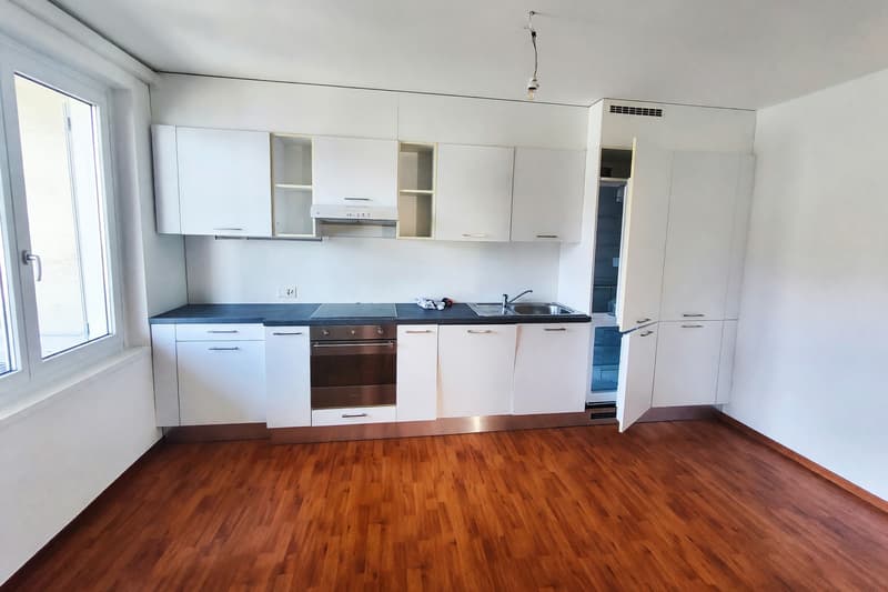 Appartamento 4,5 rinnovato con terrazzo e vista lago a Ponte Tresa (5)
