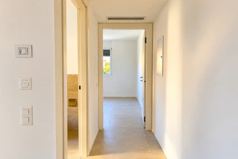 Luminoso appartamento 2,5 locali con terrazza coperta (8)