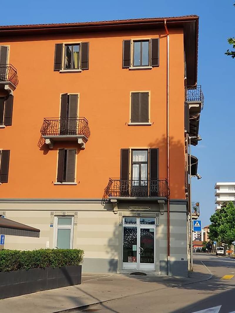 Spazio commerciale a Chiasso 60 mq (1)