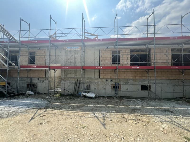 Appartamento 4.5 locali al piano terra con giardino (2)