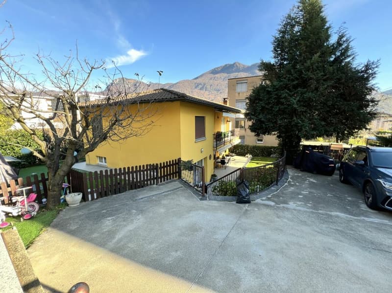 Uni/bi-family house of 3.5 + 3.5 rooms with garden (3)
