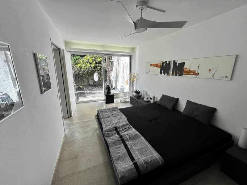 Elegant 2.5-room apartment with garden (15)