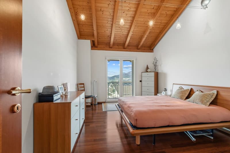 Maison unifamiliale avec 4,5 pièces + salle de hobby + jardin et terrain (19)