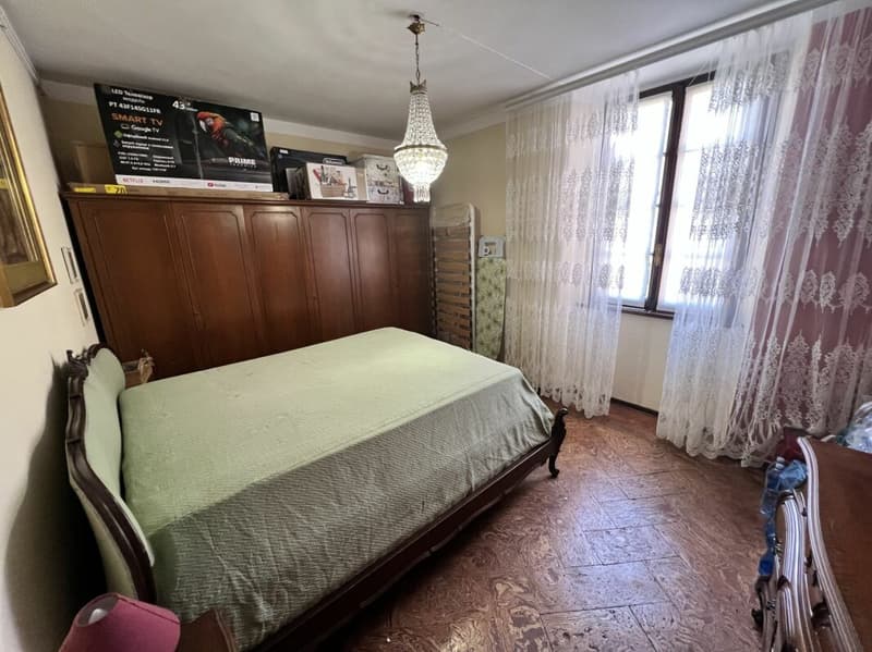 Appartement 5 pièces avec balcon et vue partielle sur le lac (12)