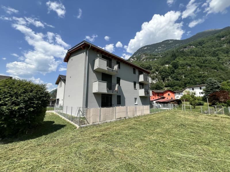 Apartment building with 5 apartments with 2.5 rooms (1)