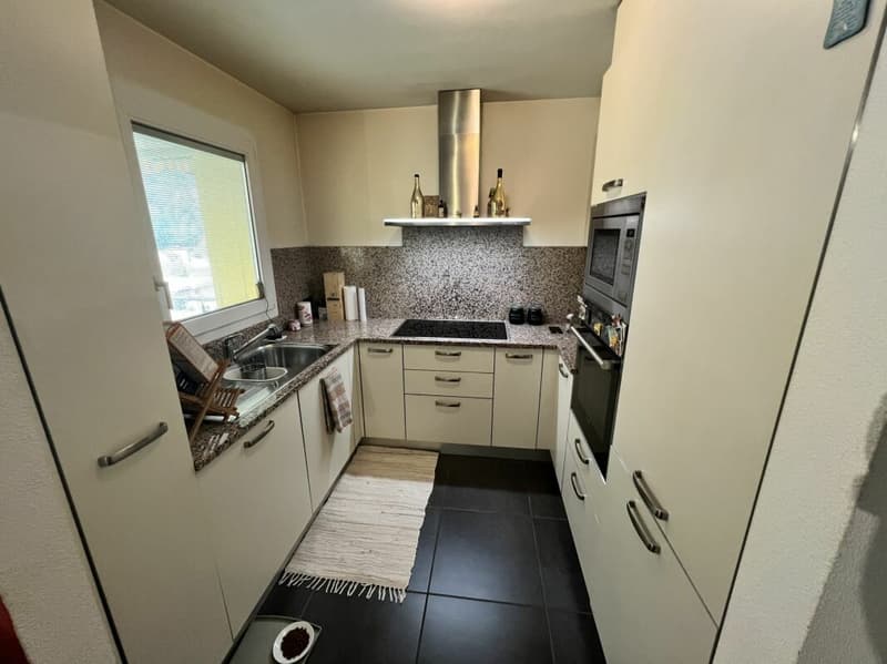 Appartement de 2.5 pièces en attique, avec 1 place de parking interne et 1 place de parking externe (7)