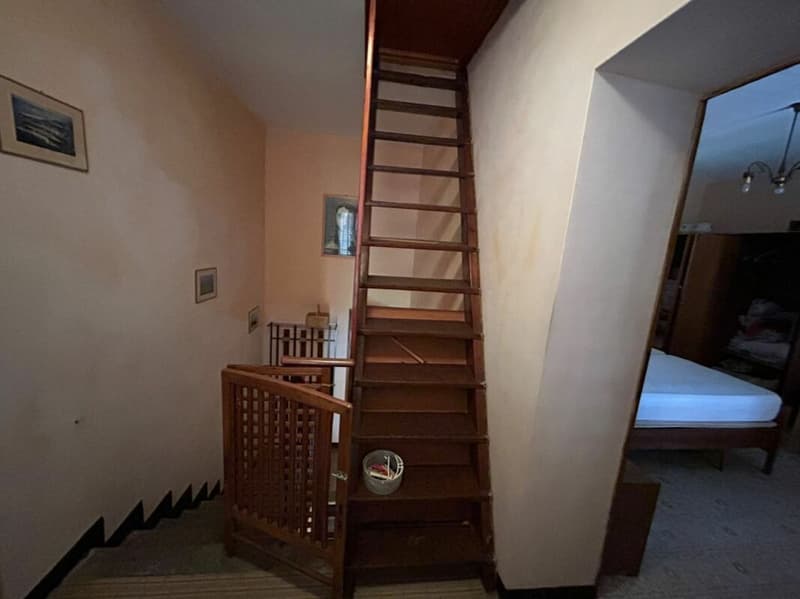 5-Zimmer-Haus mit ausbaubarem Dachgeschoss, Innenhof und Garten (18)