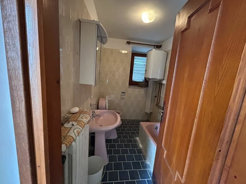 5-Zimmer-Haus mit ausbaubarem Dachgeschoss, Innenhof und Garten (8)