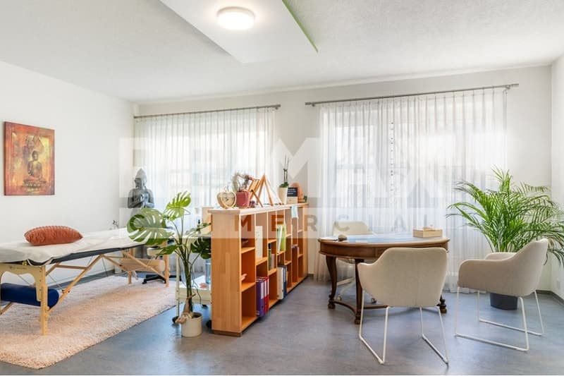 Flexible office/commercial space in top location in Root, ideal for your business! (11)