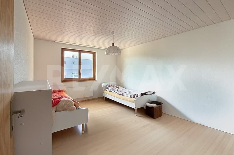 Dreifamilienhaus mit Gewerbefläche - in gemischter Wohn- und Gewerbezone (12)