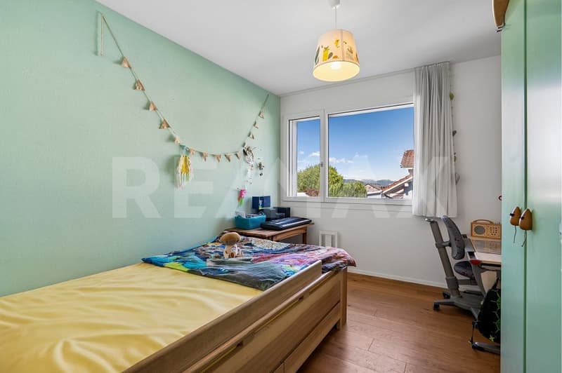 Moderne 4½-Zimmer-Wohnung mit traumhafter Aussicht (12)