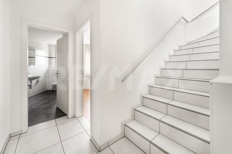 Zentral gelegene 5½-Zimmer-Maisonettewohnung mit Stil (11)
