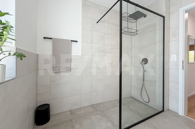 Moderne 3½-Zimmer-Wohnung an zentraler und sonniger Lage (12)